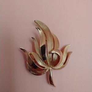 Vintage Trifari Brooch/Pin